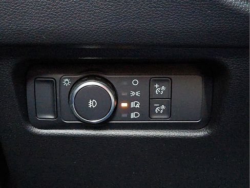 New 2025 Ford Ranger XLT w/ Equipment Group 301A High image 17