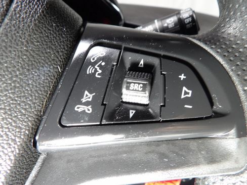 Used 2018 Chevrolet Trax LS FWD image 15