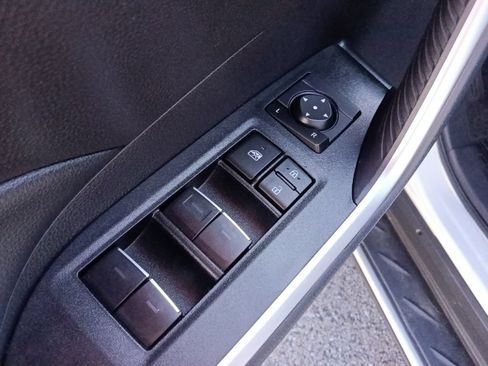 Used 2024 Toyota RAV4 XLE w/ Convenience Package AWD/4WD image 16