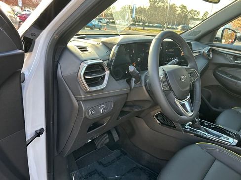 New 2026 Chevrolet TrailBlazer ACTIV w/ Convenience Package image 12