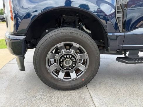 Used 2024 Ford F250 XL w/ STX Appearance Package AWD/4WD image 4
