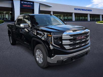 New 2026 GMC Sierra 1500 SLE w/ Preferred Package