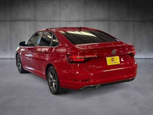 Used 2021 Volkswagen Jetta R-Line FWD image 3