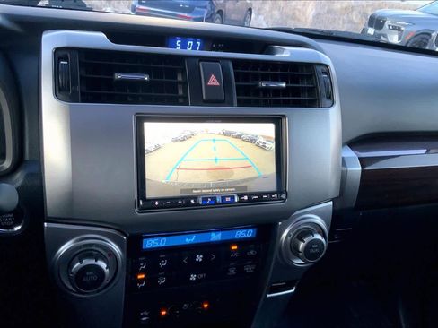 Used 2014 Toyota 4Runner Limited image 29