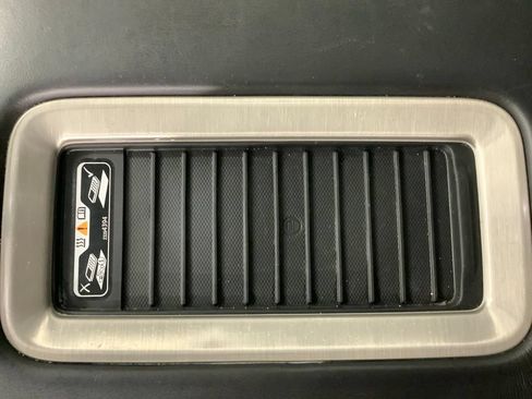 Used 2020 GMC Yukon Denali w/ Open Road Package AWD/4WD image 20