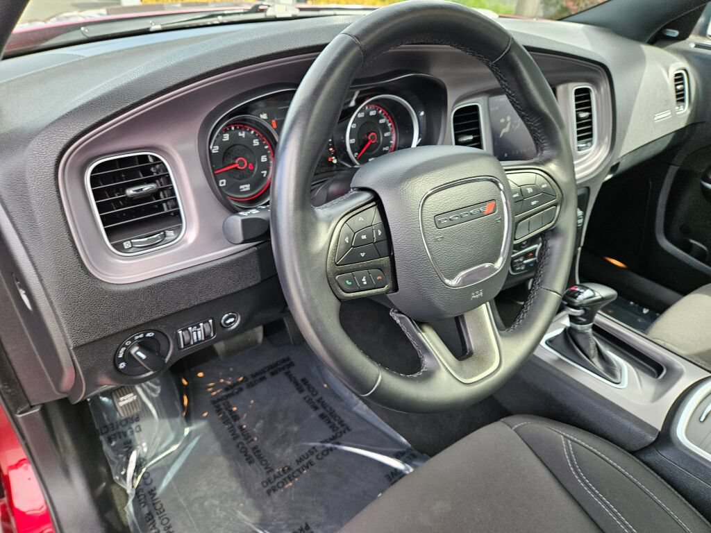 Used 2023 Dodge Charger SXT RWD image 17