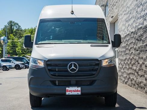 Used 2024 Mercedes-Benz Sprinter 3500 image 3