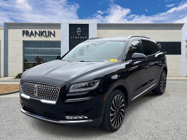Used 2023 Lincoln Nautilus Black Label w/ Class II Trailer Tow Package AWD/4WD image 3