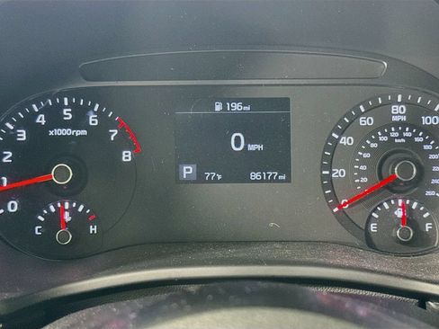 Used 2022 Kia Soul LX FWD image 12