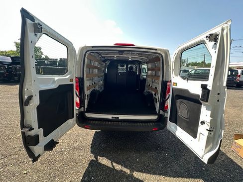 Used 2025 Ford Transit 250 Low Roof w/ Exterior Upgrade Package RWD image 7