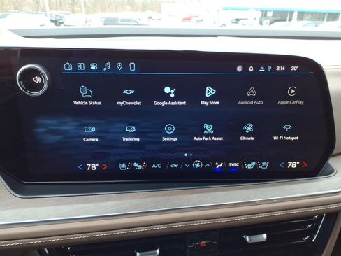 New 2026 Chevrolet Suburban High Country image 28