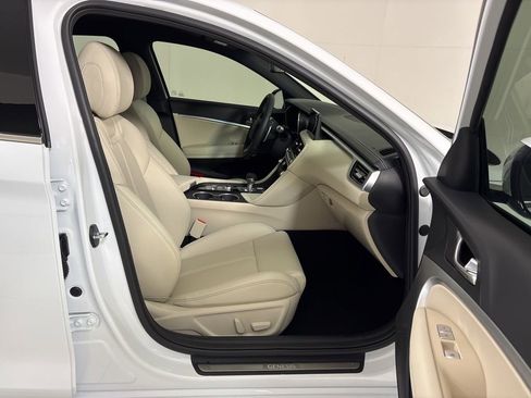 New 2026 Genesis G70 2.5T RWD image 12
