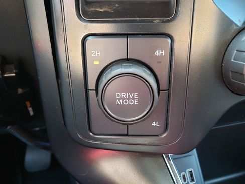Used 2025 Ford F150 STX AWD/4WD image 21