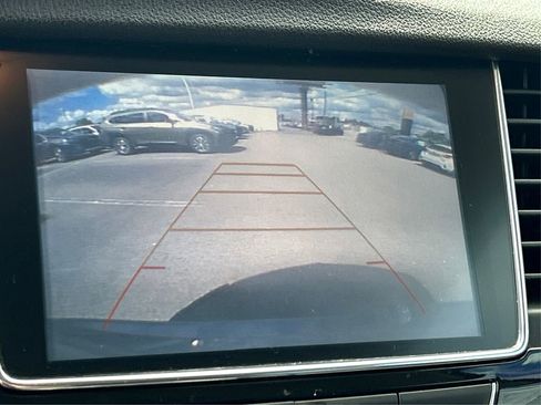 Used 2019 Buick Encore Essence image 28