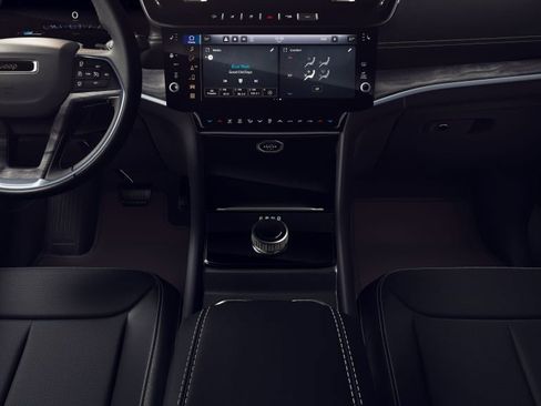 New 2026 Jeep Grand Cherokee Laredo X image 5