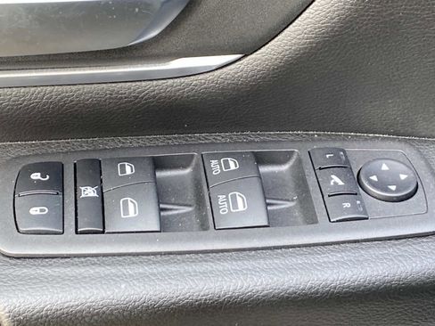 Used 2023 RAM 1500 Big Horn image 28