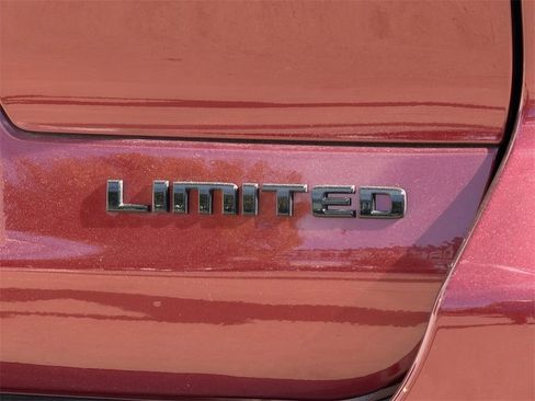 New 2025 Jeep Grand Cherokee L Limited w/ Black Appearance Package image 9