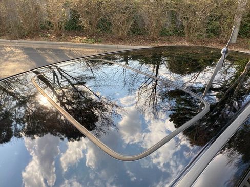 Used 2015 Honda Fit EX image 26