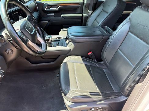 Used 2024 GMC Sierra 1500 Denali w/ Denali Reserve Package AWD/4WD image 9