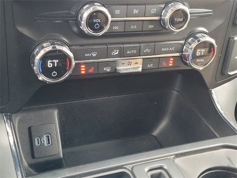 Certified 2021 Ford F150 XLT w/ Equipment Group 302A High image 21