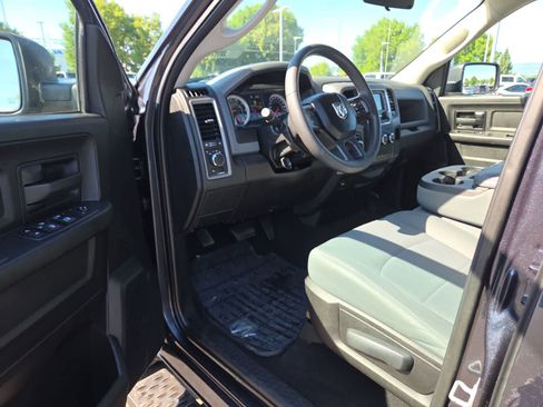 Used 2019 RAM 1500 Tradesman w/ Popular Equipment Group AWD/4WD image 10