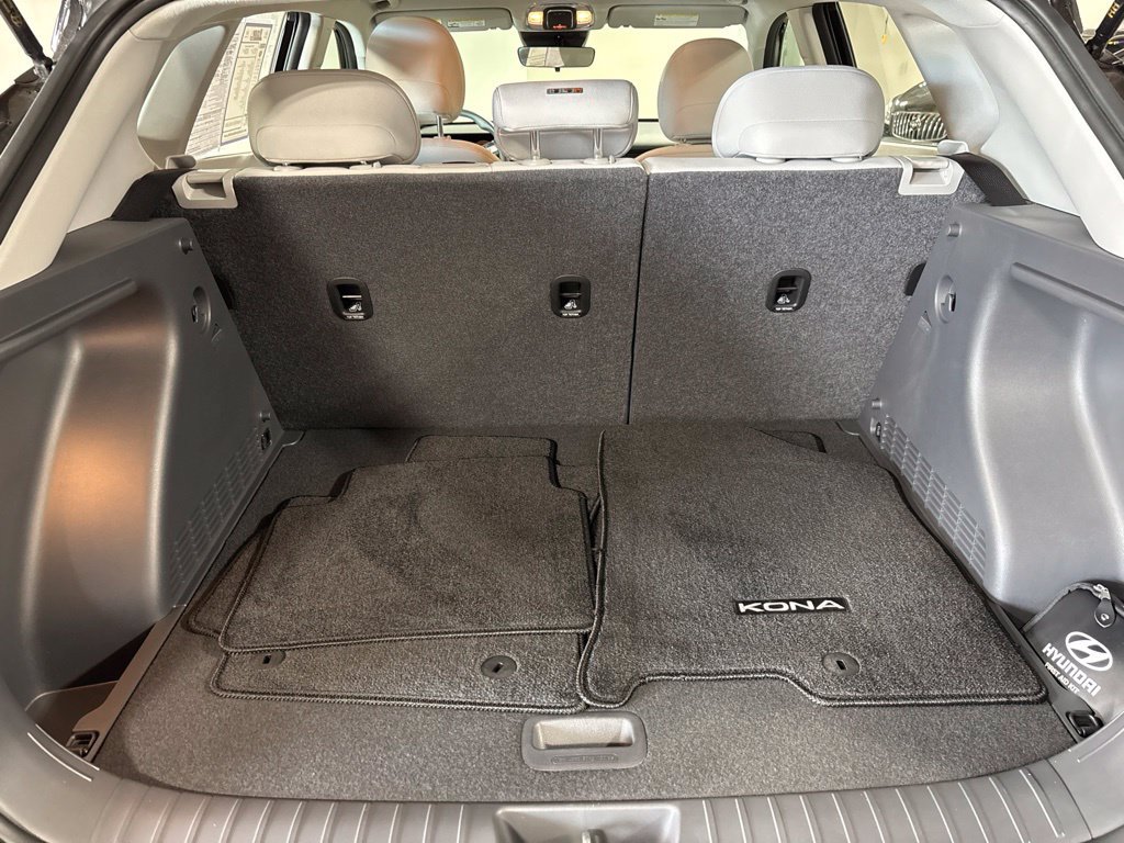 New 2026 Hyundai Kona SE AWD/4WD image 13