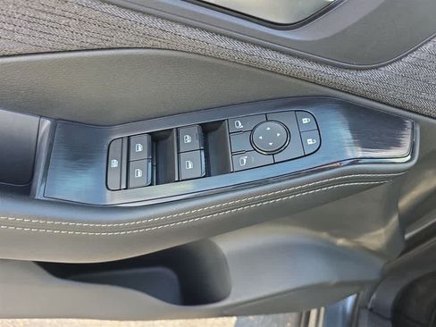 Used 2023 Nissan Rogue SV AWD/4WD image 35