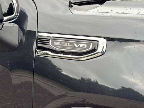 Used 2024 GMC Sierra 1500 SLT w/ SLT Premium Plus Package AWD/4WD image 11