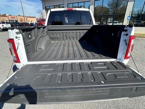 Used 2021 Ford F150 Lariat w/ Equipment Group 501A Mid image 10