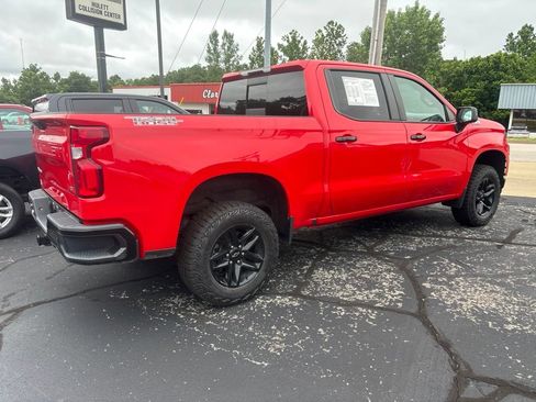 Used 2021 Chevrolet Silverado 1500 LT Trail Boss w/ Convenience Package II AWD/4WD image 4