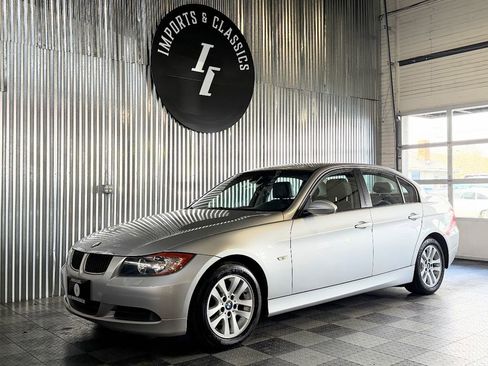 Used 2006 BMW 325xi Sedan AWD/4WD image 1