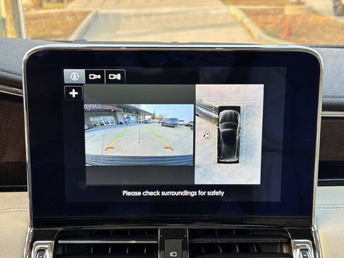 Used 2019 Lincoln Navigator Reserve image 27