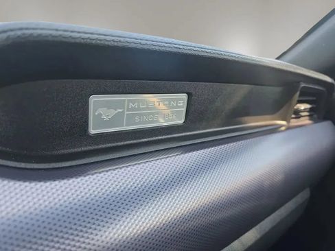 Used 2016 Ford Mustang GT RWD image 28