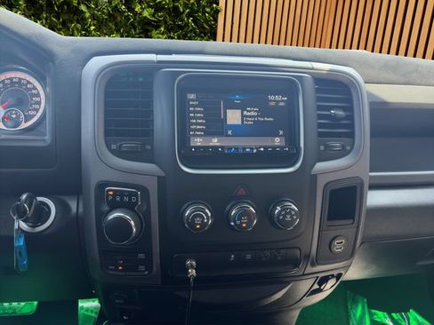 Used 2017 RAM 1500 Express w/ Black Ram 1500 Express Group AWD/4WD image 17