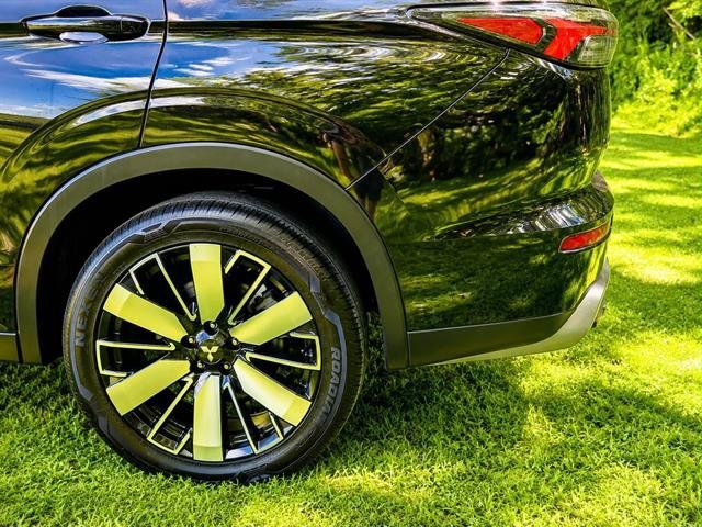 Used 2025 Mitsubishi Outlander SE AWD/4WD image 9