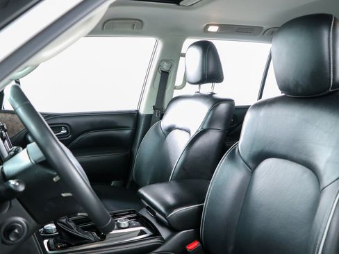 Used 2023 INFINITI QX80 Premium Select w/ All-Season Package AWD/4WD image 26