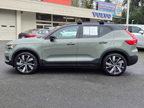 Certified 2022 Volvo XC40 P8 Recharge Ultimate image 7