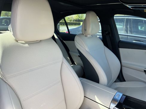 Used 2023 Mercedes-Benz C 300 Sedan image 35