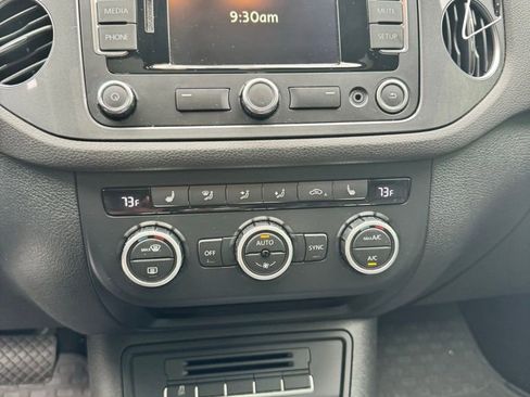 Used 2015 Volkswagen Tiguan SEL FWD image 18