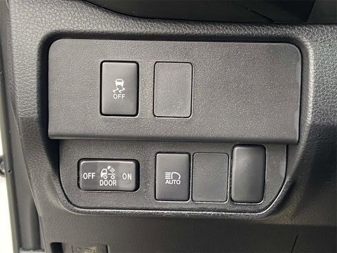 Used 2023 Toyota Tacoma SR image 25