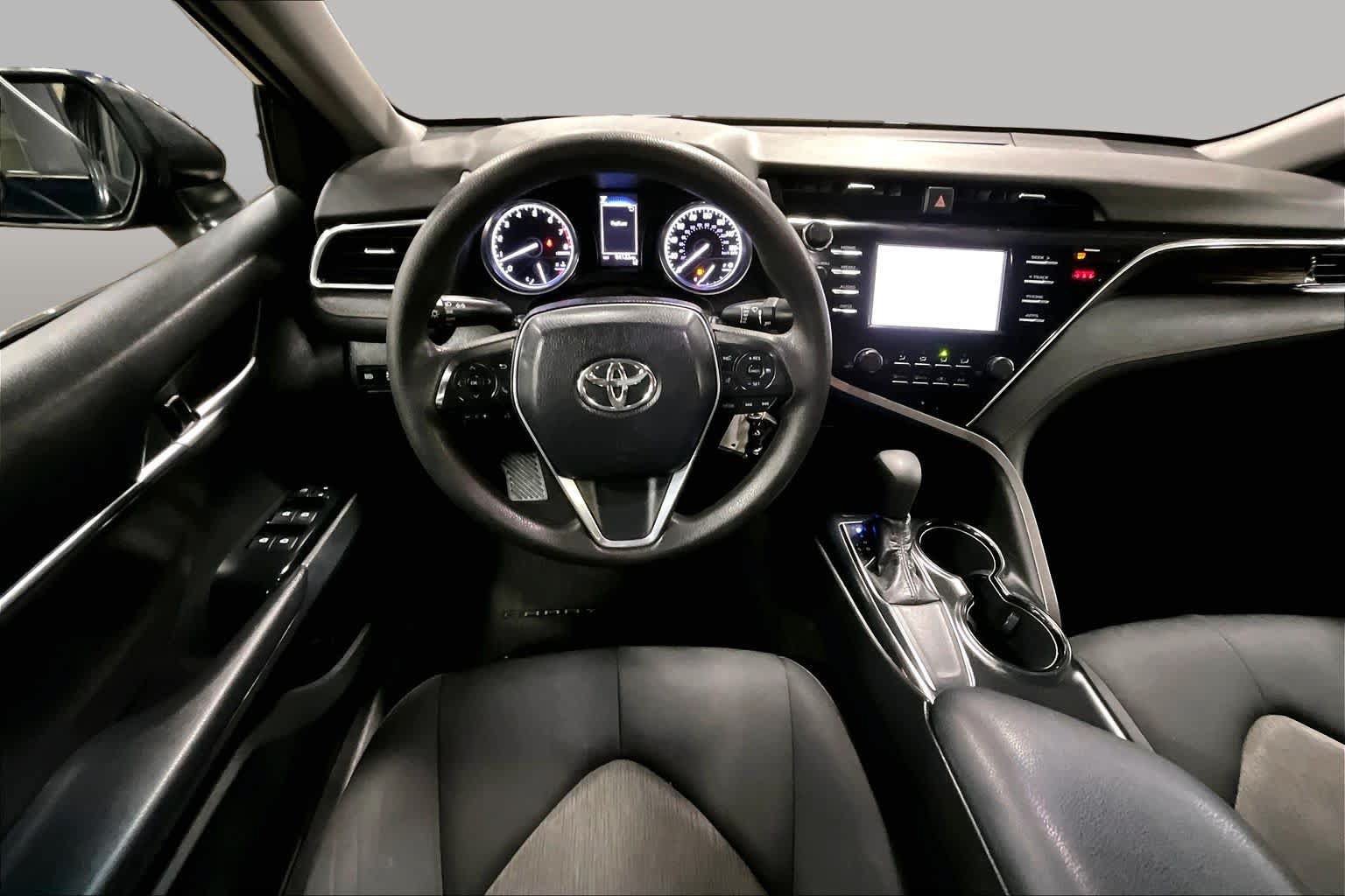 Certified 2018 Toyota Camry LE FWD image 5
