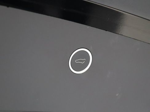 Used 2020 Tesla Model X Long Range image 38