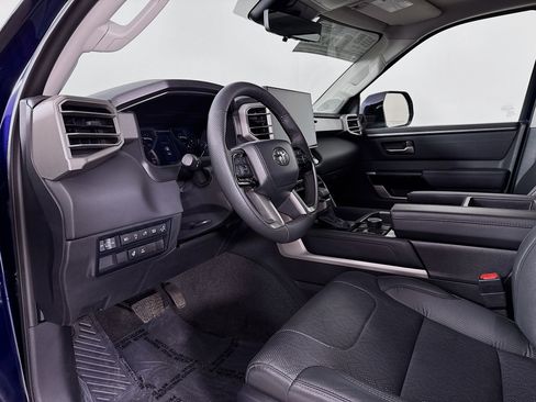 Used 2023 Toyota Tundra Limited AWD/4WD image 9