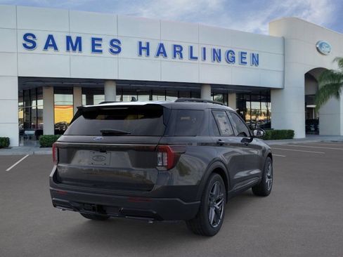 New 2026 Ford Explorer ST-Line w/ ST-Line Street Pack RWD image 8
