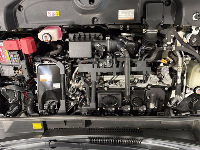 Used 2018 Toyota Prius Four w/ Advanced Technology Package FWD image 26