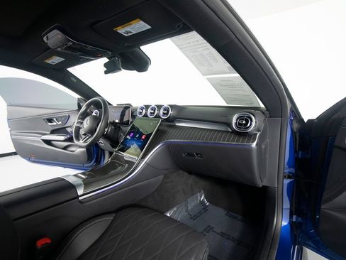 Used 2025 Mercedes-Benz CLE 53 AMG 4MATIC Coupe image 31