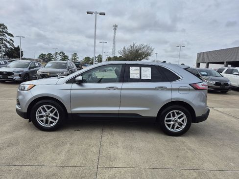 Certified 2024 Ford Edge SEL image 2