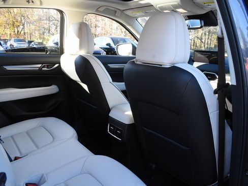 New 2025 MAZDA CX-5 AWD 2.5 S w/ Premium Plus Pkg image 31