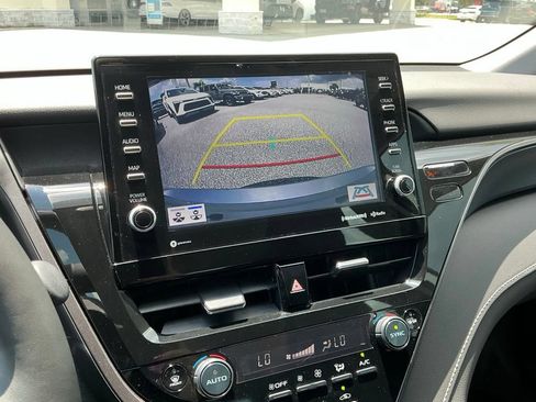 Used 2024 Toyota Camry SE w/ Cold Weather Package FWD image 36