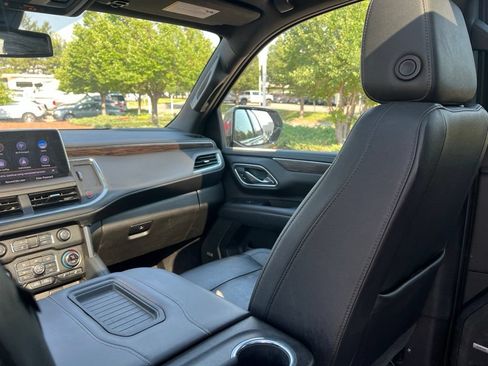 Used 2021 Chevrolet Tahoe LT AWD/4WD image 18